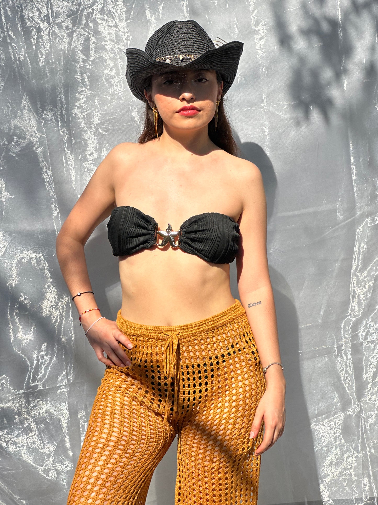 Pantalón tejido bronce